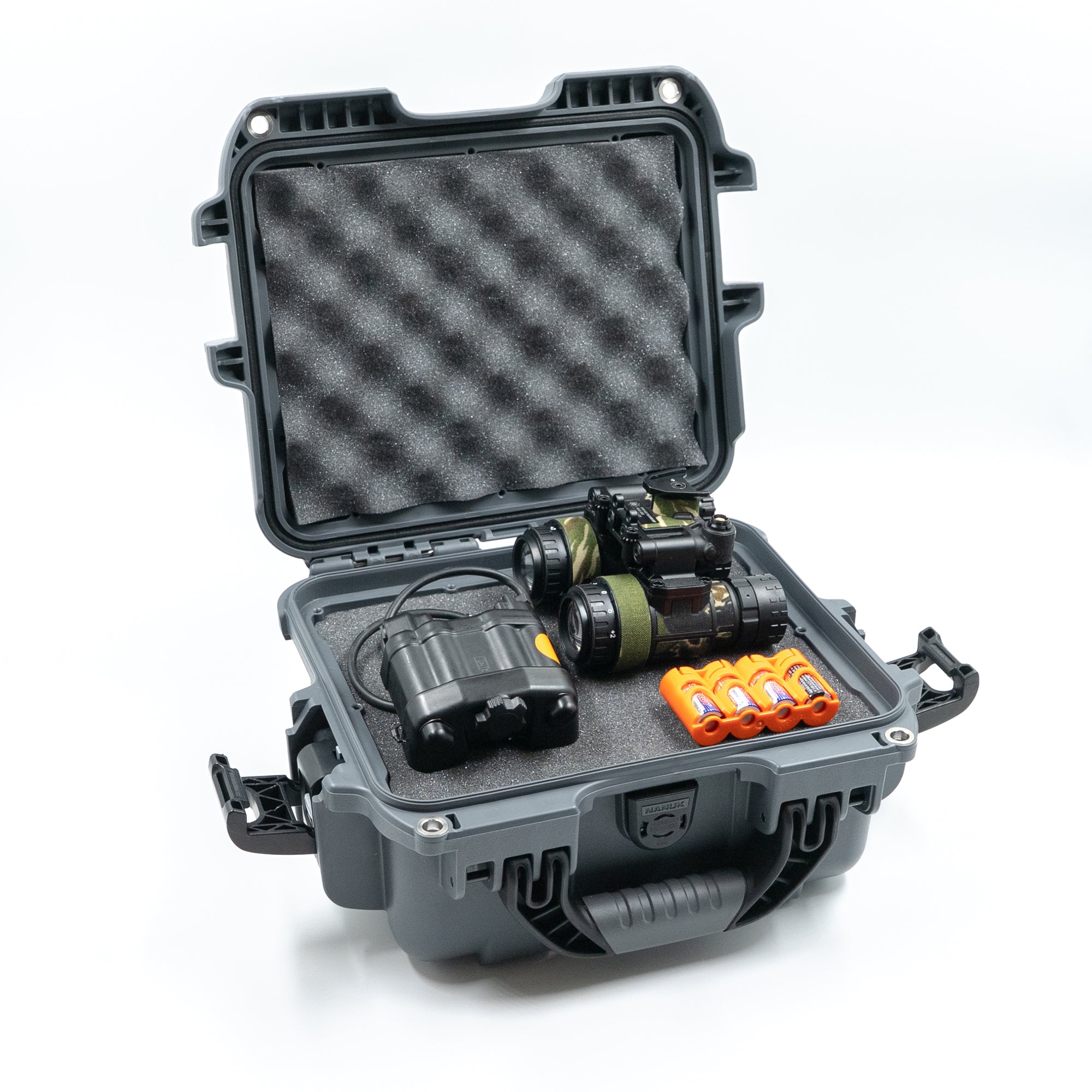 Nanuk 905 Case [Suitable for Large Bino and some Panos]